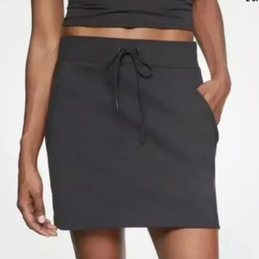 NWOT Athleta Modern Metro 3 Pocket Skort (marked XXS) FITS XS / S
